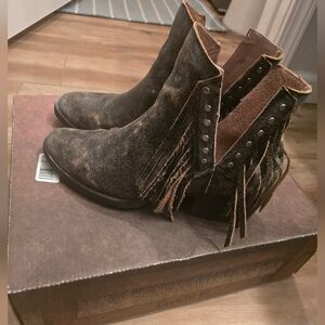 Circle G Western Fringe Leather Booties 9.5